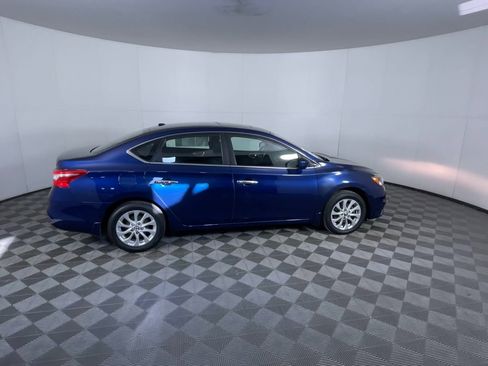 Used 2016 Nissan Sentra SV w/ Style Package image 9