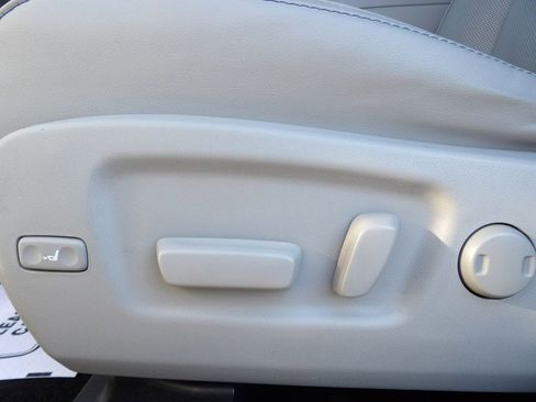 Used 2019 Toyota Highlander Limited Platinum image 15