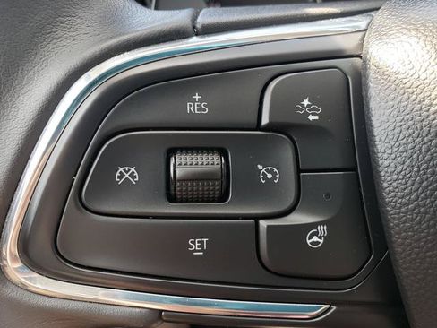 Used 2022 Buick Envision Avenir w/ Technology Package II AWD/4WD image 26