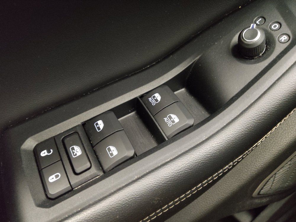 Used 2022 Jeep Grand Cherokee Limited AWD/4WD image 27