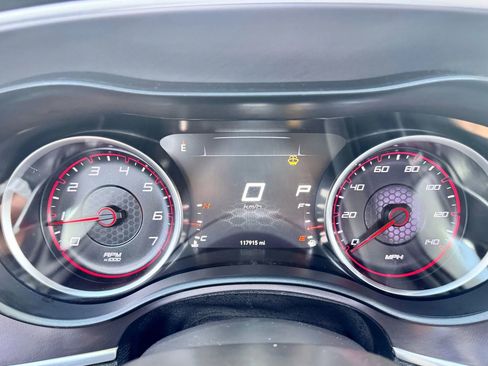 Used 2019 Dodge Charger GT image 11