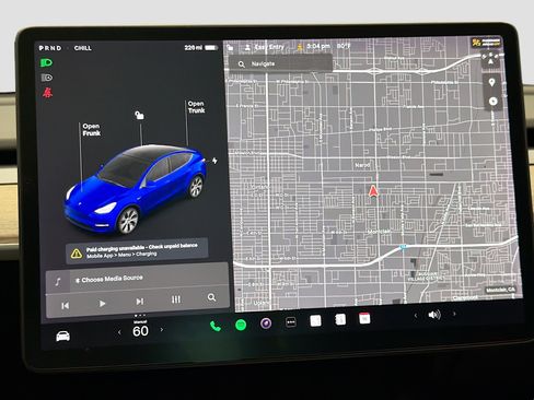 Used 2021 Tesla Model Y Long Range image 9