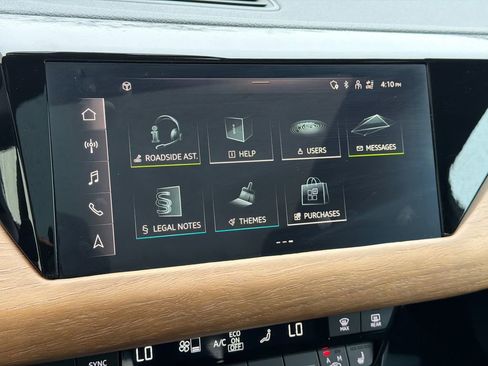 Used 2023 Audi e-tron GT Premium Plus image 31