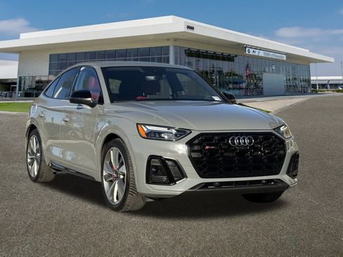 Used 2021 Audi SQ5 Premium Plus w/ Premium Plus Package image 2