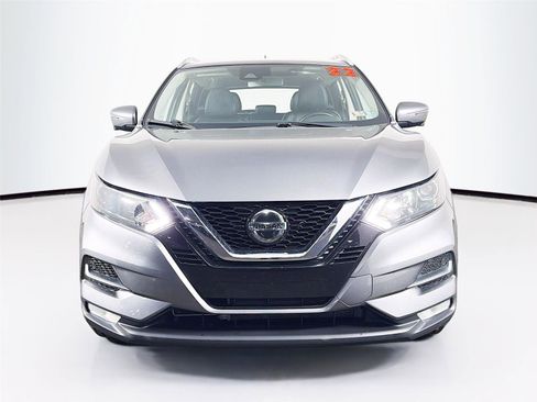 Used 2022 Nissan Rogue Sport SV w/ Technology Package AWD/4WD image 2