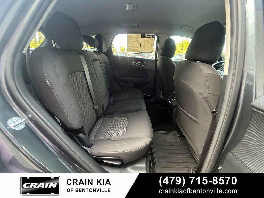 Certified 2024 Kia Sportage LX FWD image 30