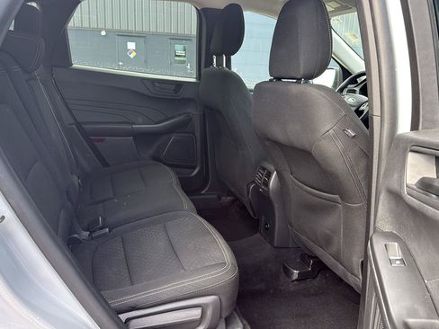 Used 2025 Ford Escape Active AWD/4WD image 11