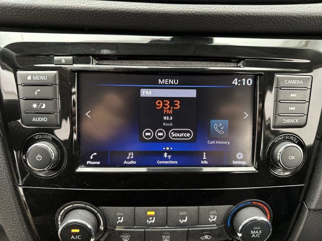 Used 2020 Nissan Rogue S w/ Special Edition Package AWD/4WD image 16