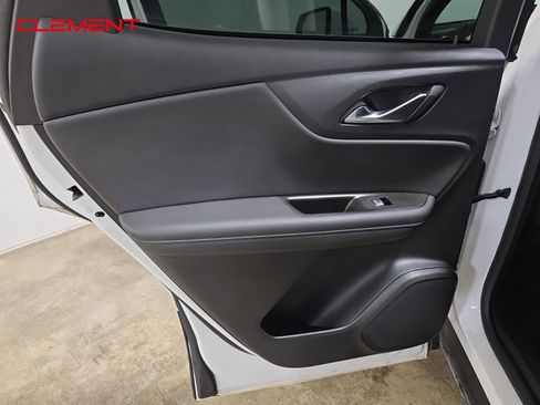 Used 2022 Chevrolet Blazer LT image 23