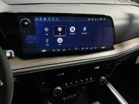 New 2026 Chevrolet Suburban High Country image 26