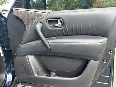 Used 2024 Nissan Armada Platinum w/ Captain's Chairs Package AWD/4WD image 39
