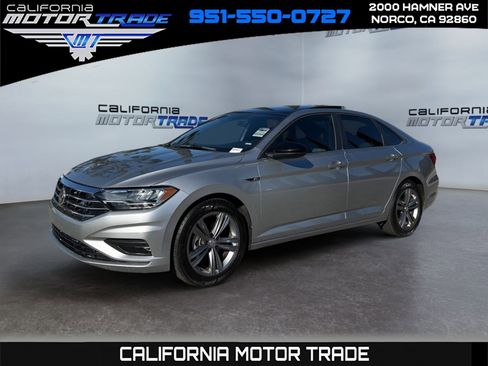 Used 2020 Volkswagen Jetta R-Line image 1