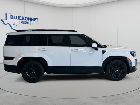Used 2025 Hyundai Santa Fe Calligraphy FWD image 3