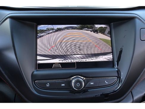 Used 2023 Chevrolet TrailBlazer RS image 34