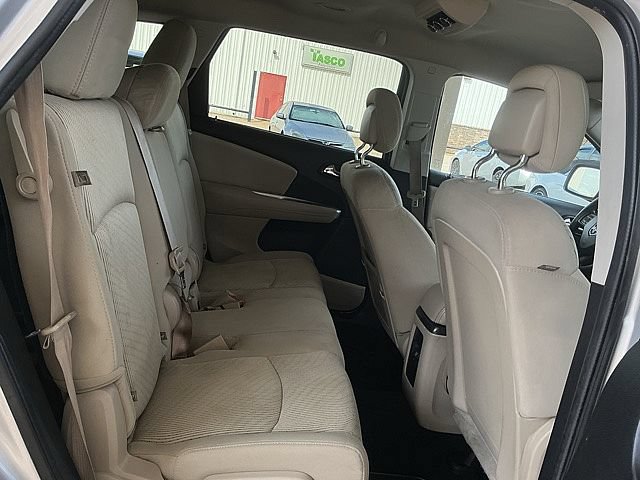 Used 2014 Dodge Journey SXT w/ Flexible Seating Group FWD image 12