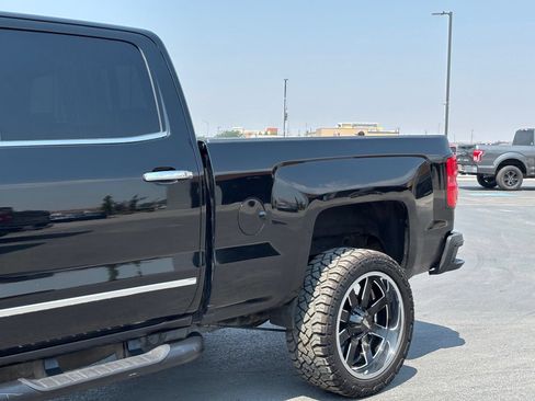 Used 2019 Chevrolet Silverado 2500 LTZ w/ Duramax Plus Package AWD/4WD image 7
