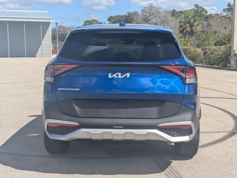 Certified 2023 Kia Sportage EX image 6