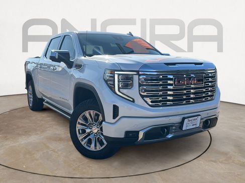 Used 2023 GMC Sierra 1500 Denali w/ Technology Package image 4