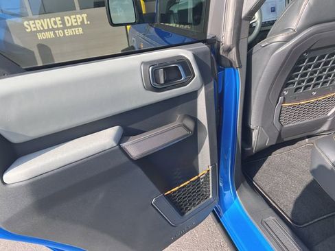 Used 2022 Ford Bronco Badlands image 36