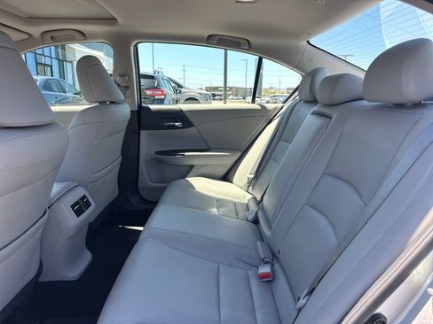 Used 2015 Honda Accord EX-L image 9