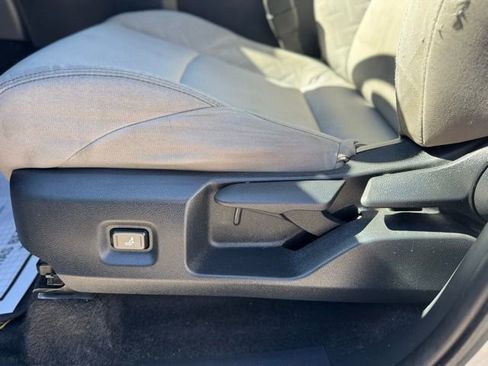 Used 2024 Toyota Tacoma SR5 image 10