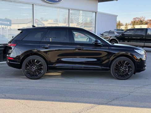 Used 2023 Lincoln Corsair Reserve w/ Equipment Group 202A image 6