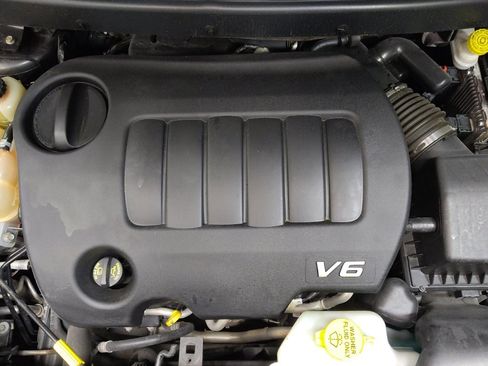 Used 2019 Dodge Journey Crossroad image 30