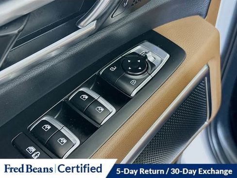 Used 2022 Kia Telluride SX w/ SX Prestige Package image 8