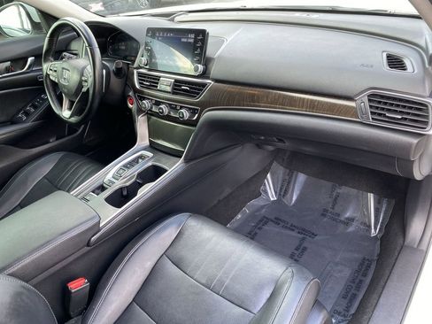 Used 2022 Honda Accord Touring image 30