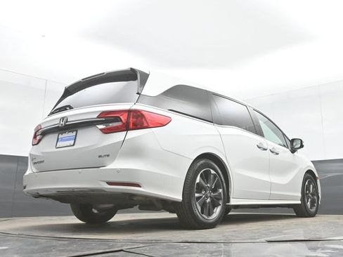 Used 2023 Honda Odyssey Elite image 51