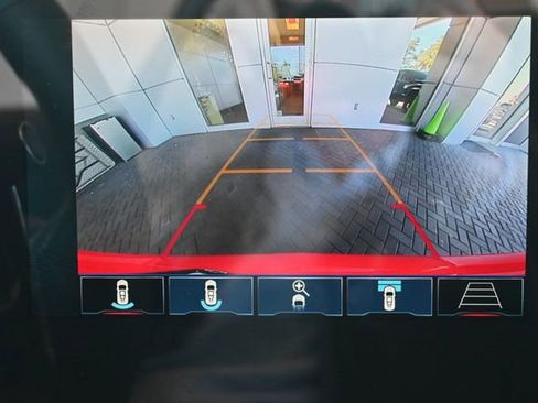 Used 2025 Chevrolet Corvette Stingray Premium Conv w/ Z51 Performance Package image 19