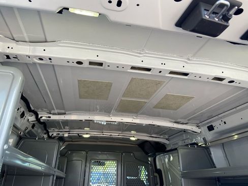 Used 2017 Ford Transit 150 130 Low Roof RWD image 26