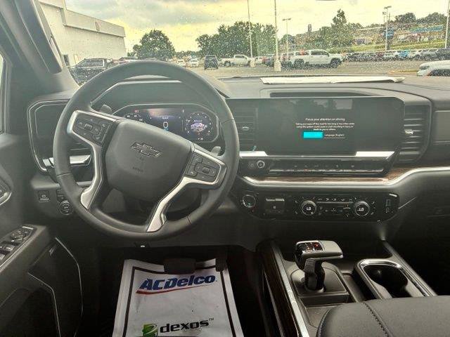 New 2026 Chevrolet Silverado 1500 RST w/ Convenience Package II AWD/4WD image 12