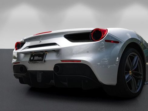 Certified 2018 Ferrari 488 Spider RWD image 18