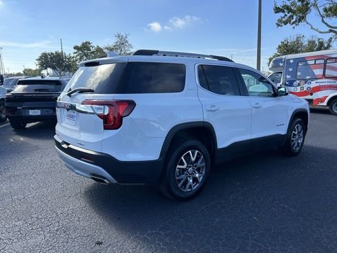 Used 2023 GMC Acadia SLT image 6