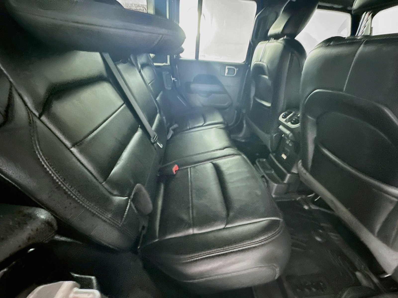 Used 2020 Jeep Wrangler Unlimited Sahara AWD/4WD image 25