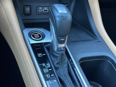 Used 2024 Nissan Sentra SV w/ SV Premium Package image 27