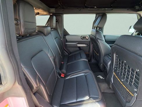 Used 2021 Ford Bronco Badlands image 13