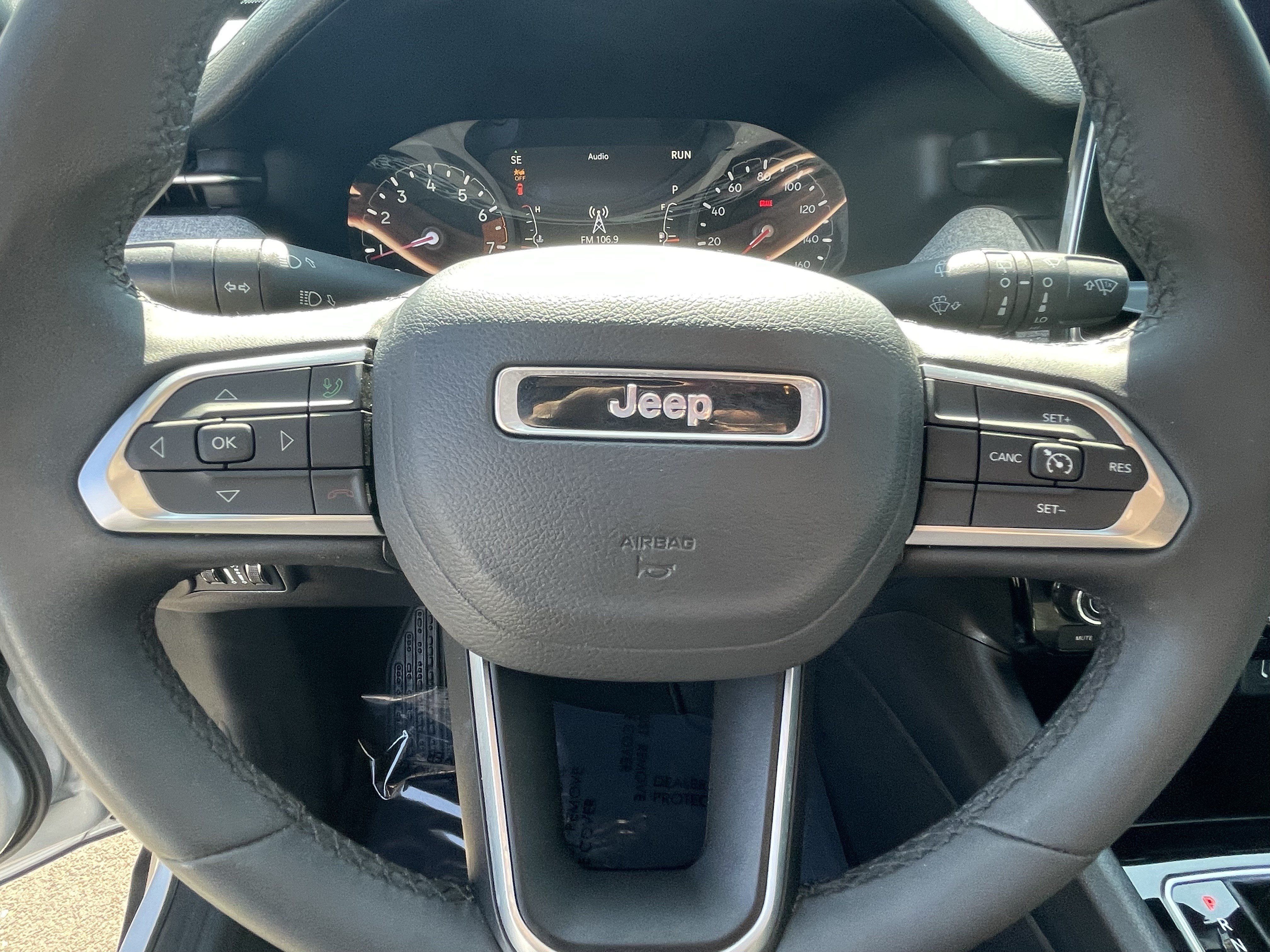 Used 2024 Jeep Compass Latitude AWD/4WD image 20