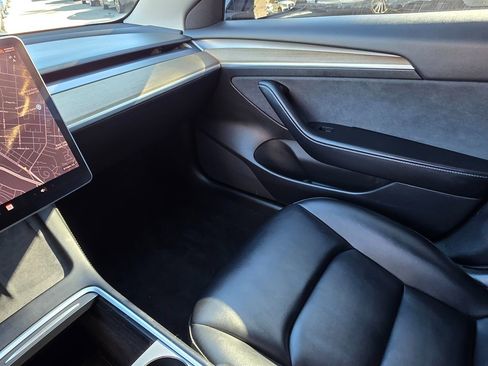 Used 2022 Tesla Model 3 image 38