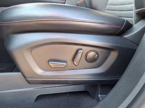 Used 2025 Ford Explorer ST-Line w/ ST-Line Street Pack image 72