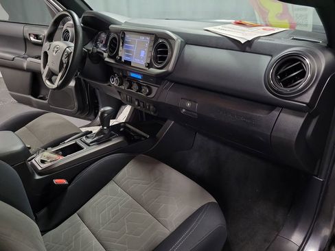 Used 2023 Toyota Tacoma TRD Off-Road image 22