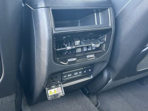 New 2026 Jeep Grand Cherokee Limited image 24