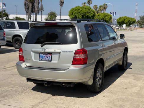 Used 2003 Toyota Highlander Limited AWD/4WD image 10