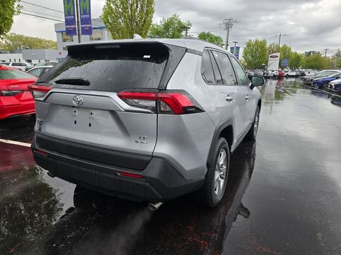 Certified 2025 Toyota RAV4 LE AWD/4WD image 6