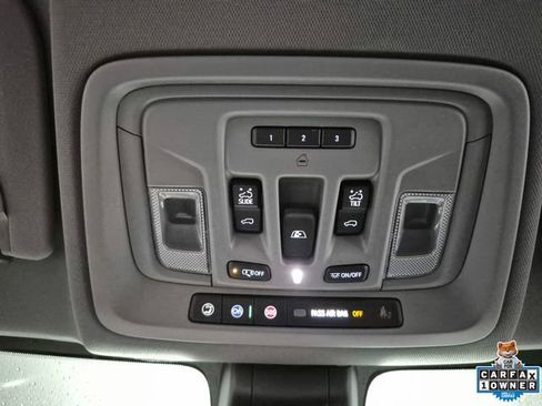 Used 2021 GMC Sierra 1500 Denali w/ Denali Premium Package AWD/4WD image 22