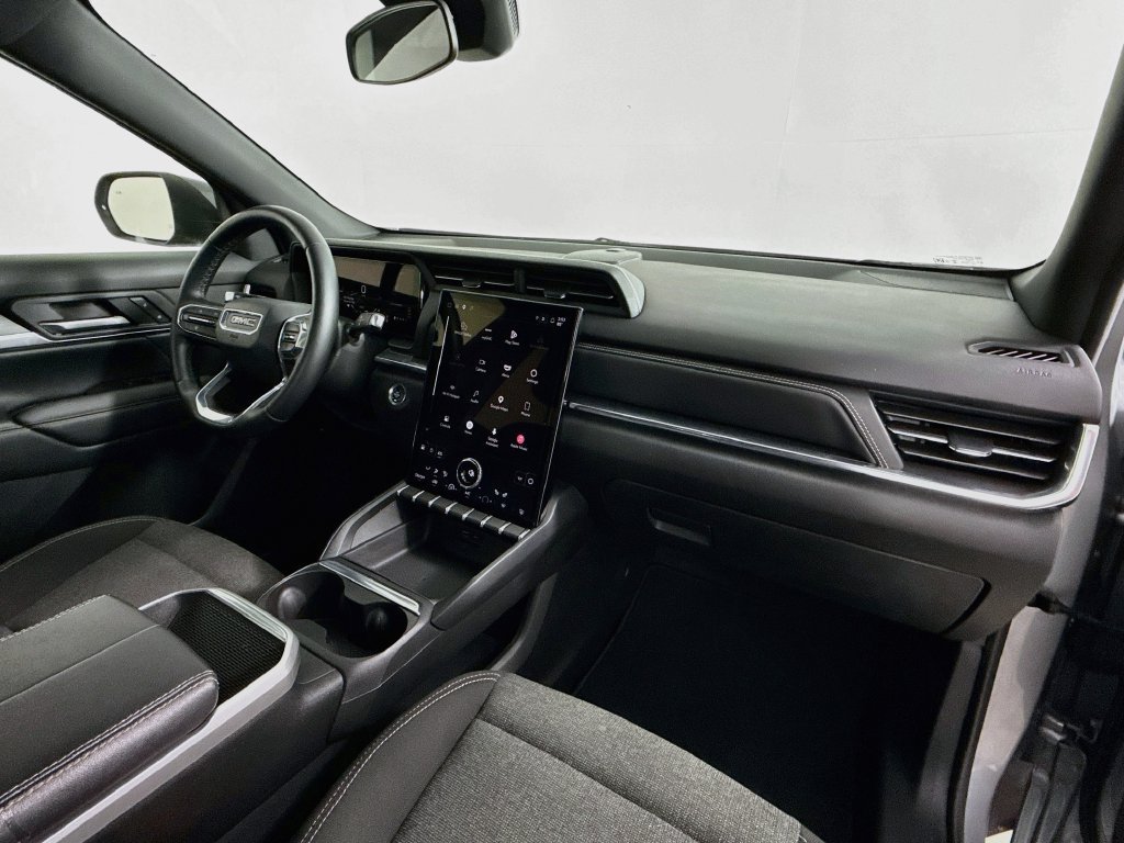 Used 2025 GMC Terrain Elevation FWD image 28