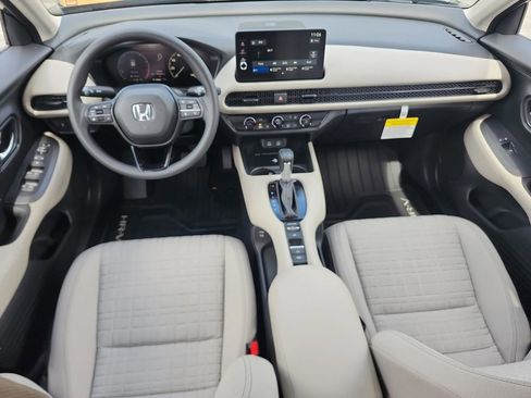 New 2026 Honda HR-V LX image 16