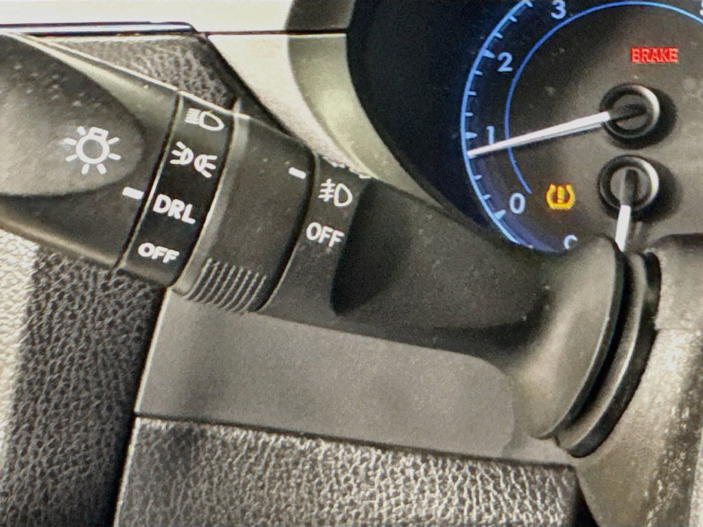 Used 2015 Toyota Corolla S FWD image 13