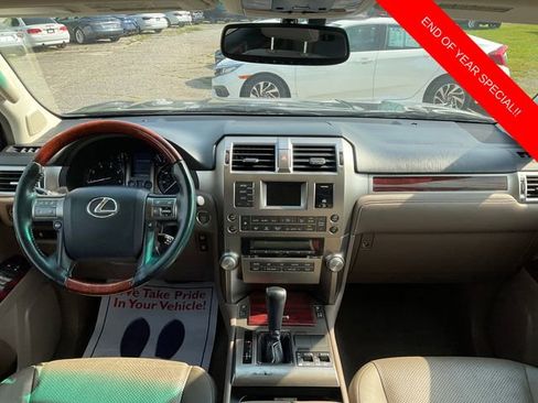 Used 2012 Lexus GX 460 image 16